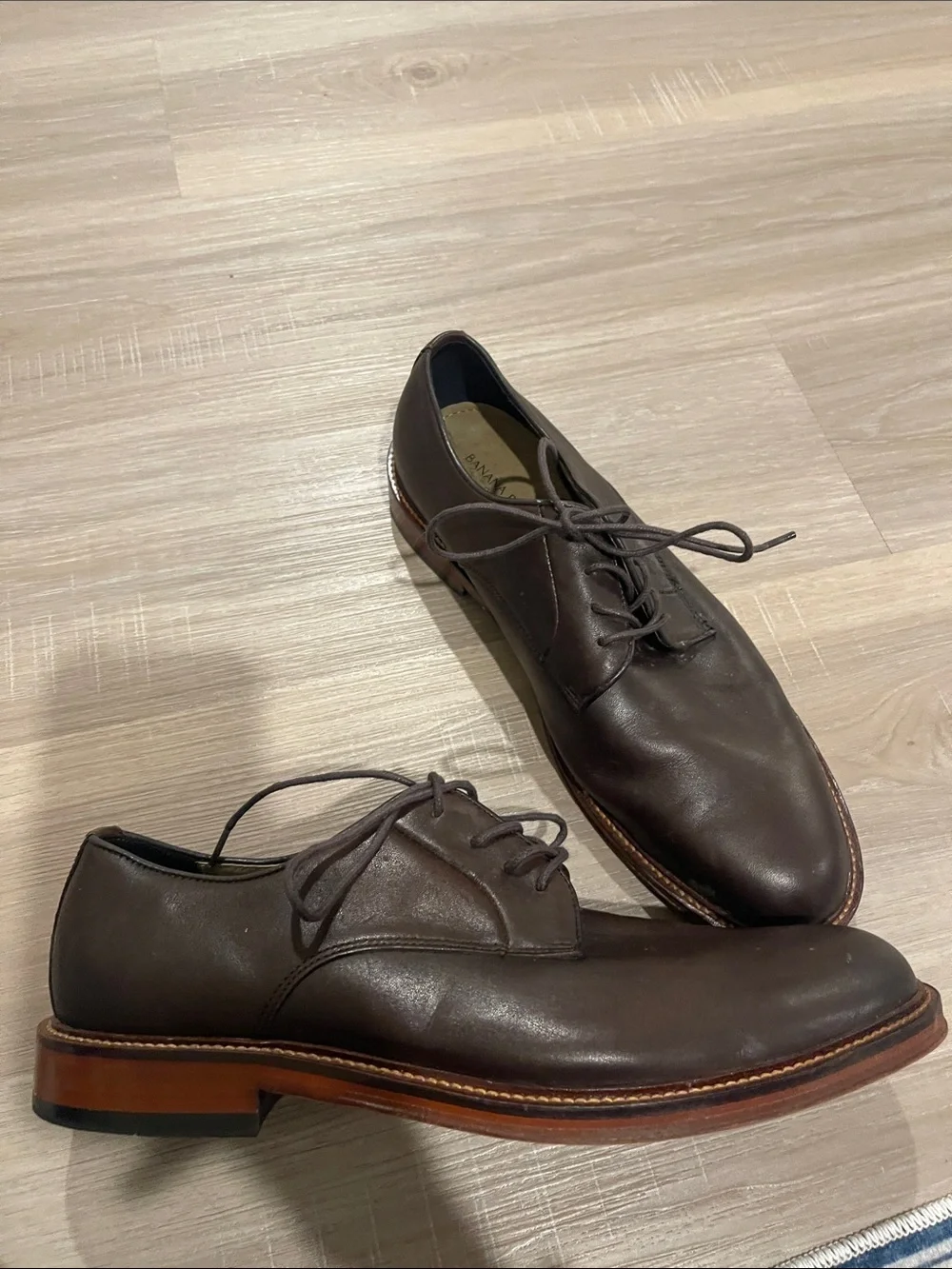 Banana Republic Dark Brown Leather Derby Oxfords
